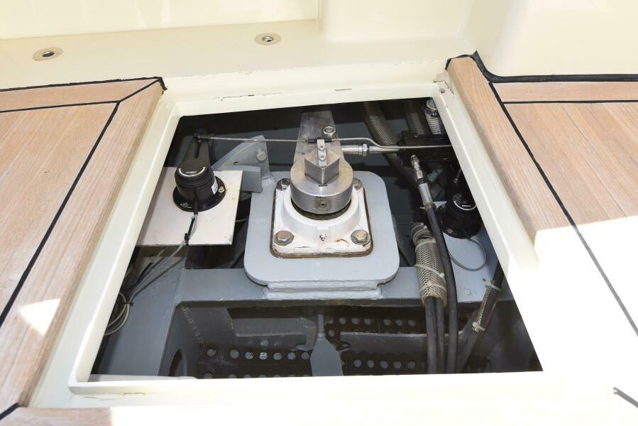 62' 1989 Striker 62 Convertible