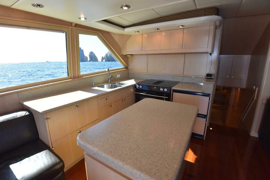 62' 1989 Striker 62 Convertible