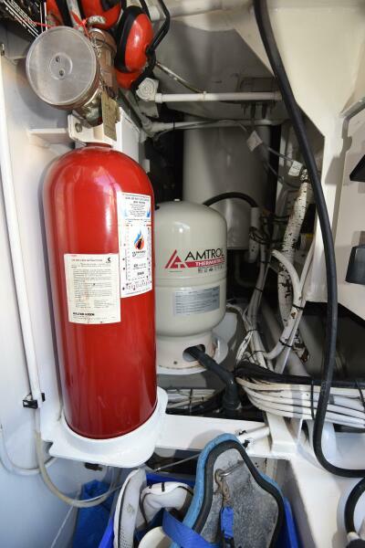 62' 1989 Striker 62 Convertible