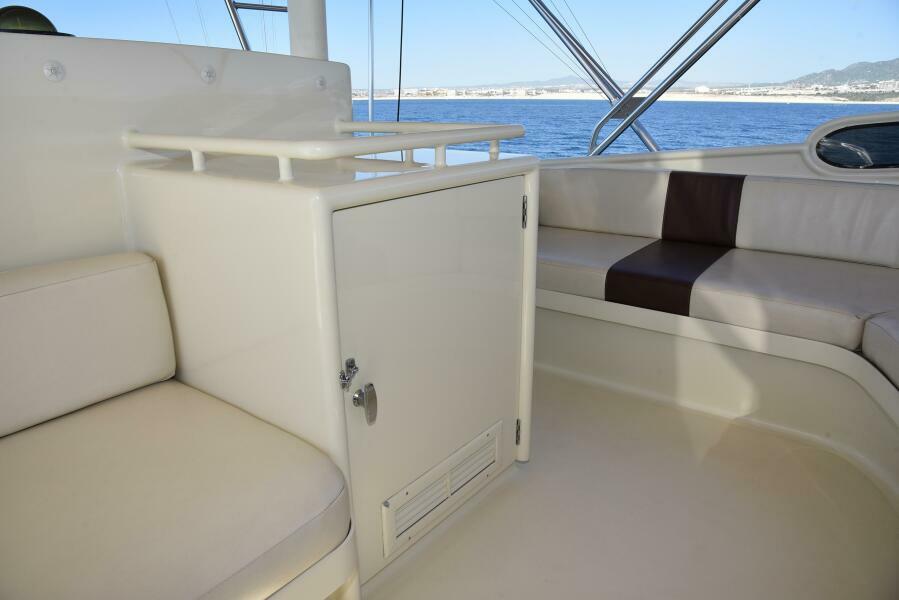 62' 1989 Striker 62 Convertible