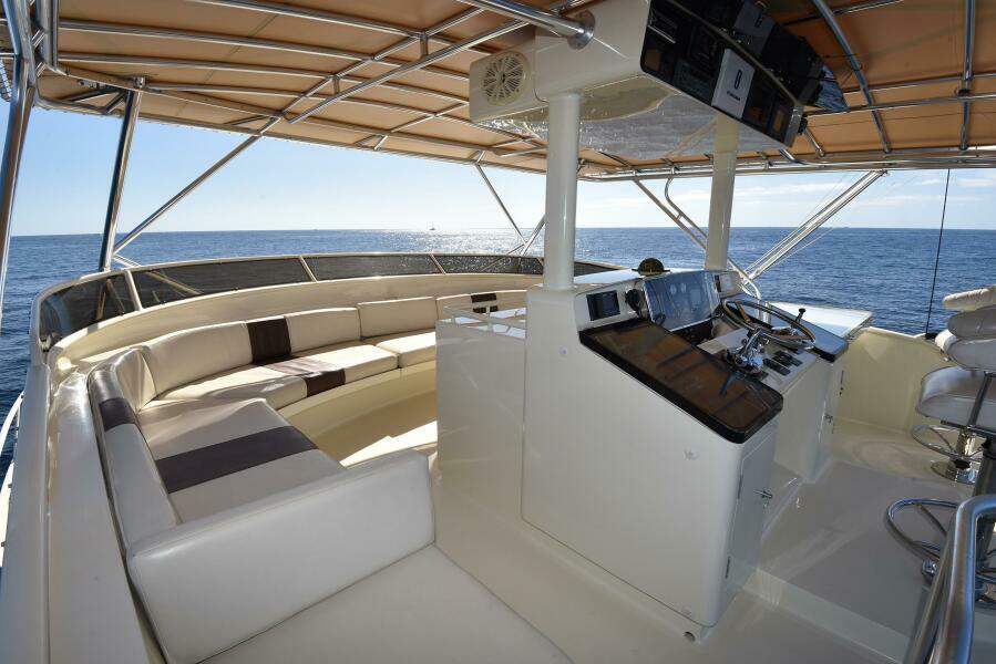 62' 1989 Striker 62 Convertible