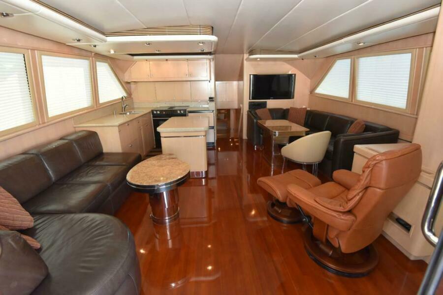 62' 1989 Striker 62 Convertible