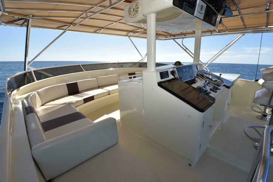 62' 1989 Striker 62 Convertible