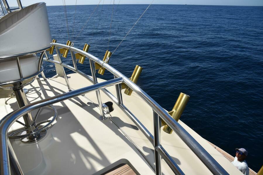 62' 1989 Striker 62 Convertible