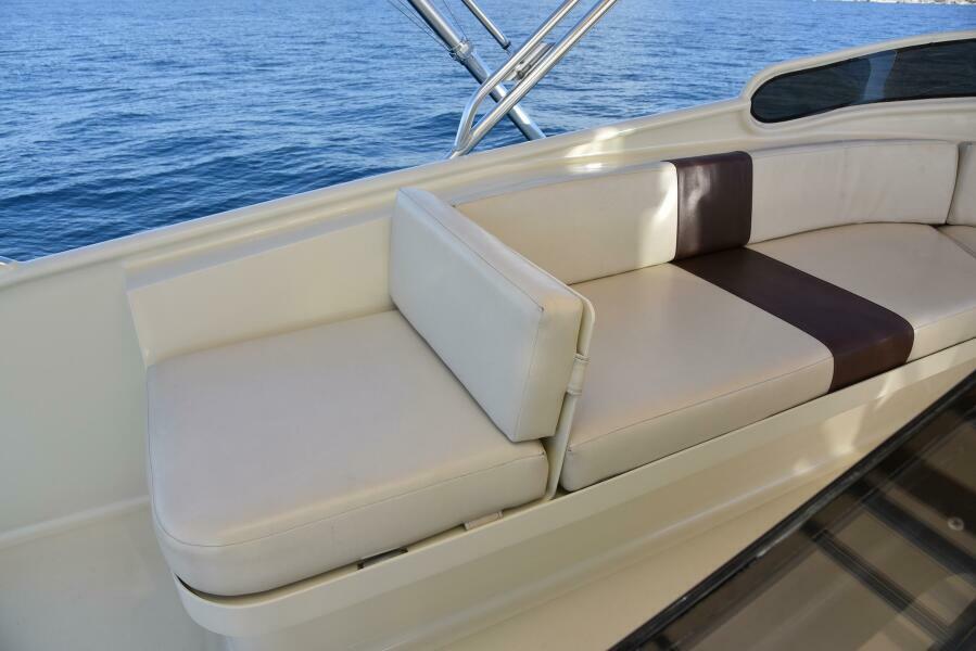 62' 1989 Striker 62 Convertible