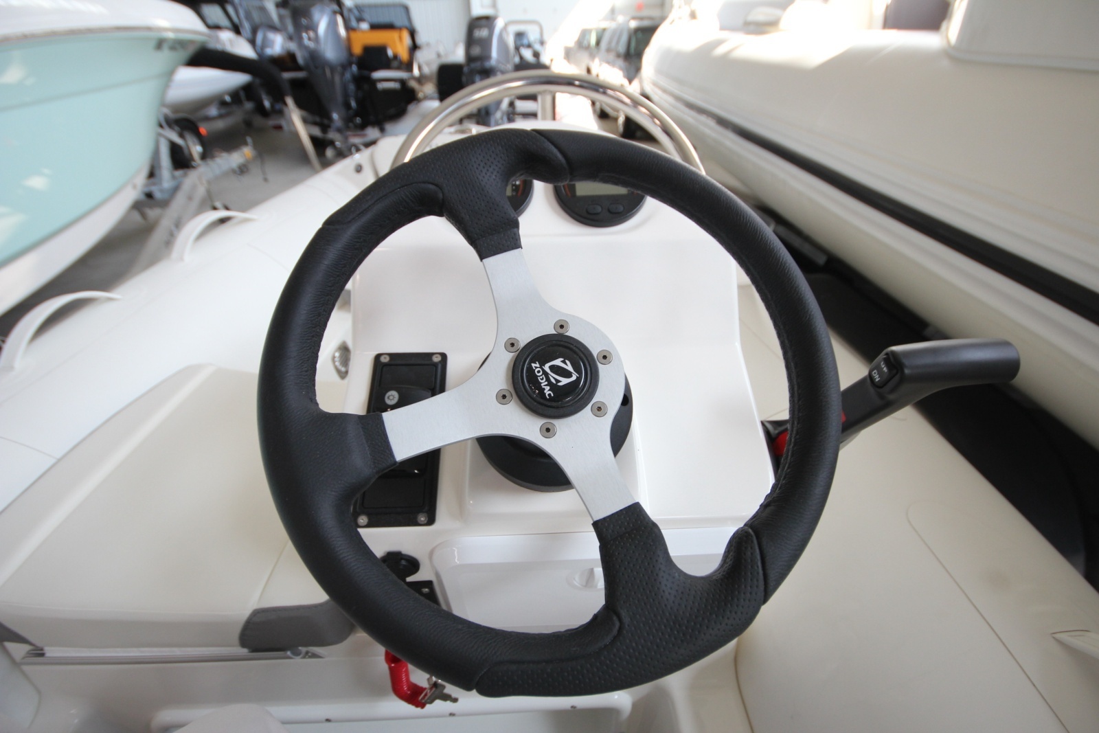 Boat Show Special Pricing 11ft Zodiac Yacht For Sale