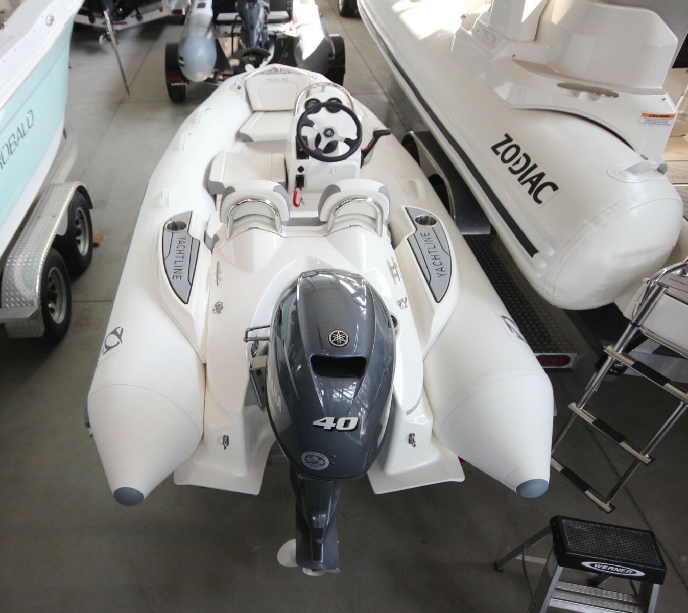 Boat Show Special Pricing 11ft Zodiac Yacht For Sale