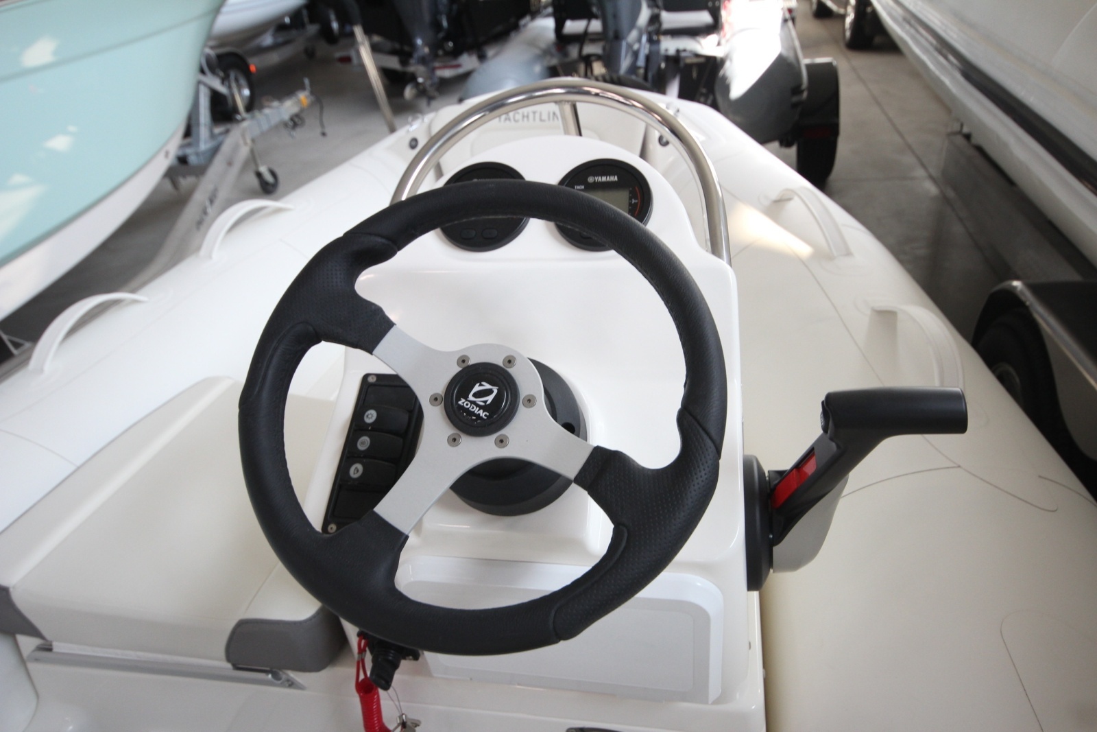 Boat Show Special Pricing 11ft Zodiac Yacht For Sale