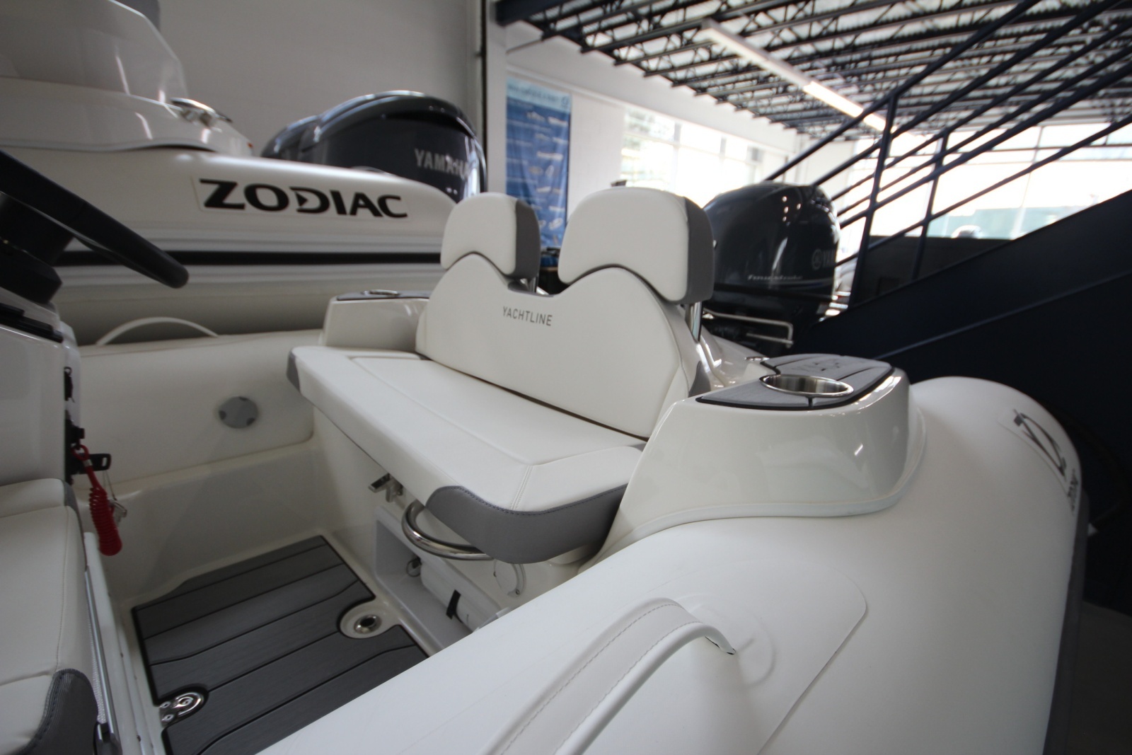 Boat Show Special Pricing 11ft Zodiac Yacht For Sale