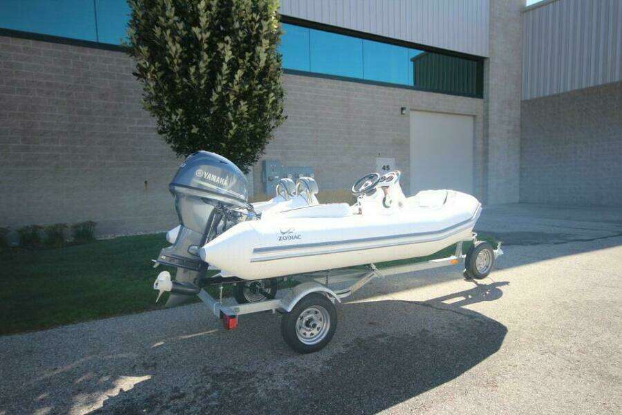 Boat Show Special Pricing 11ft Zodiac Yacht For Sale
