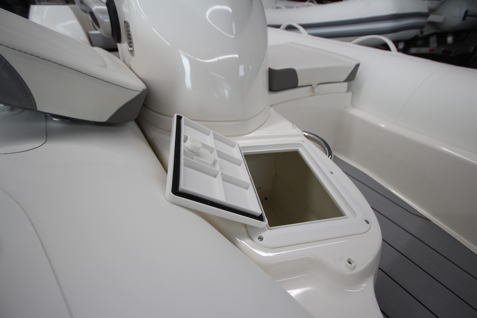 Boat Show Special Pricing 13ft Zodiac Yacht For Sale