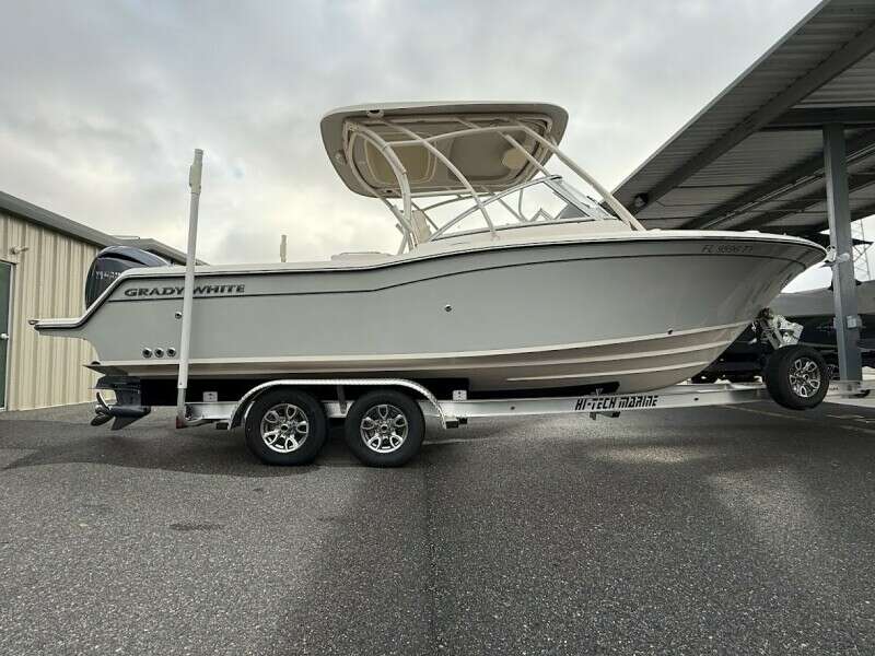 23ft Grady White Yacht For Sale