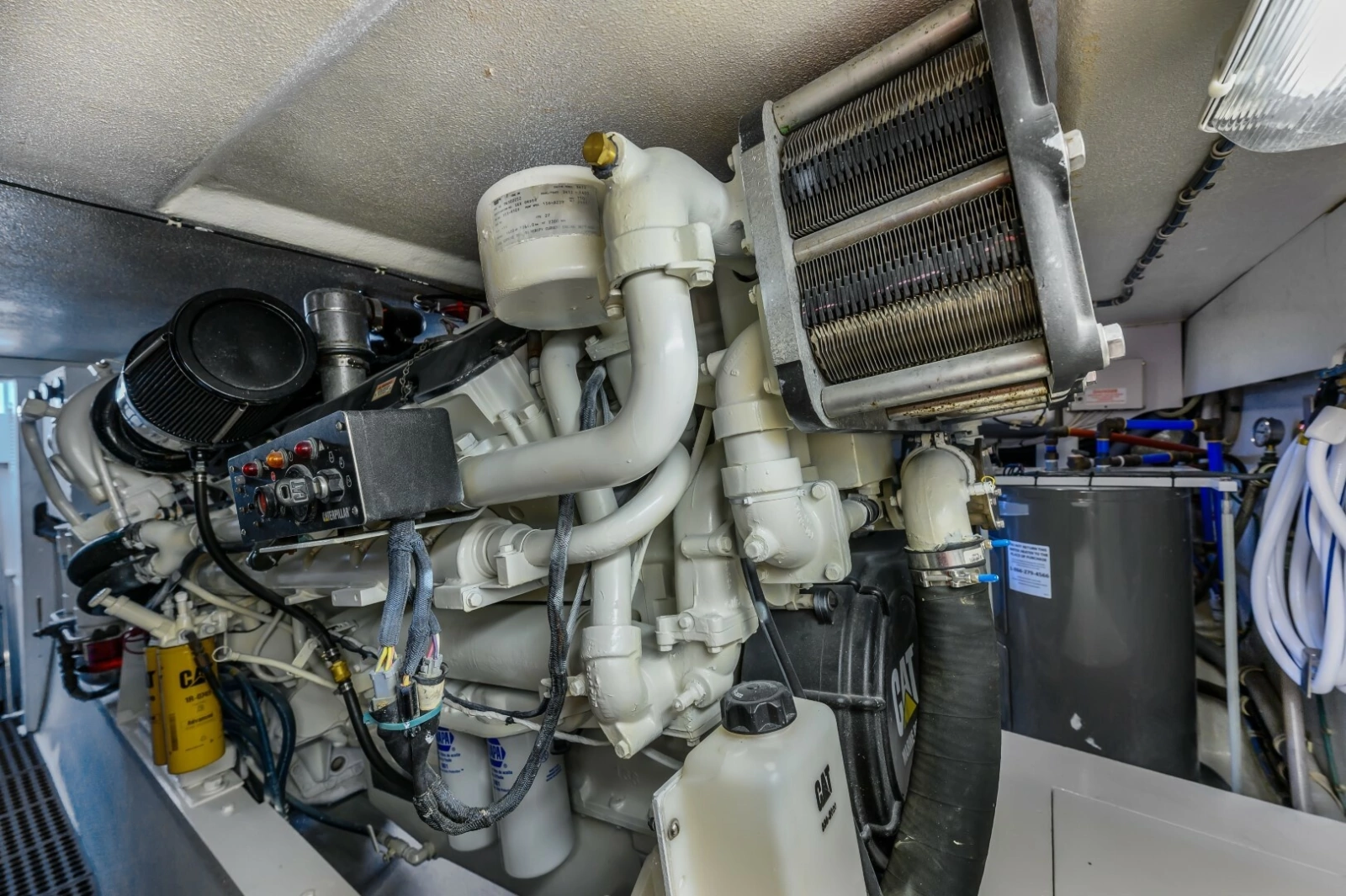2000 Hatteras 55 Convertible