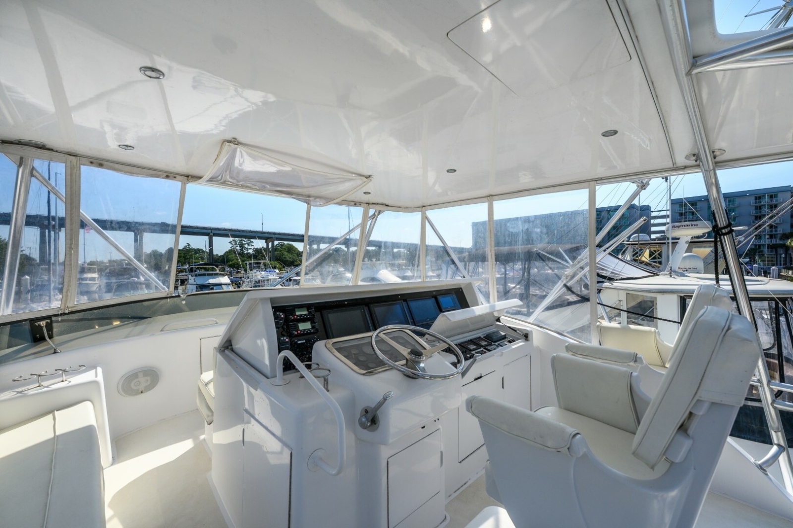 2000 Hatteras 55 Convertible
