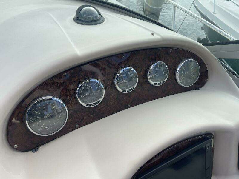 My Rose 32ft Sea Ray Yacht For Sale