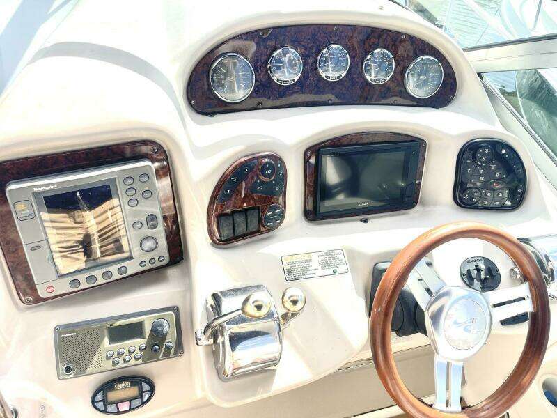 My Rose 32ft Sea Ray Yacht For Sale