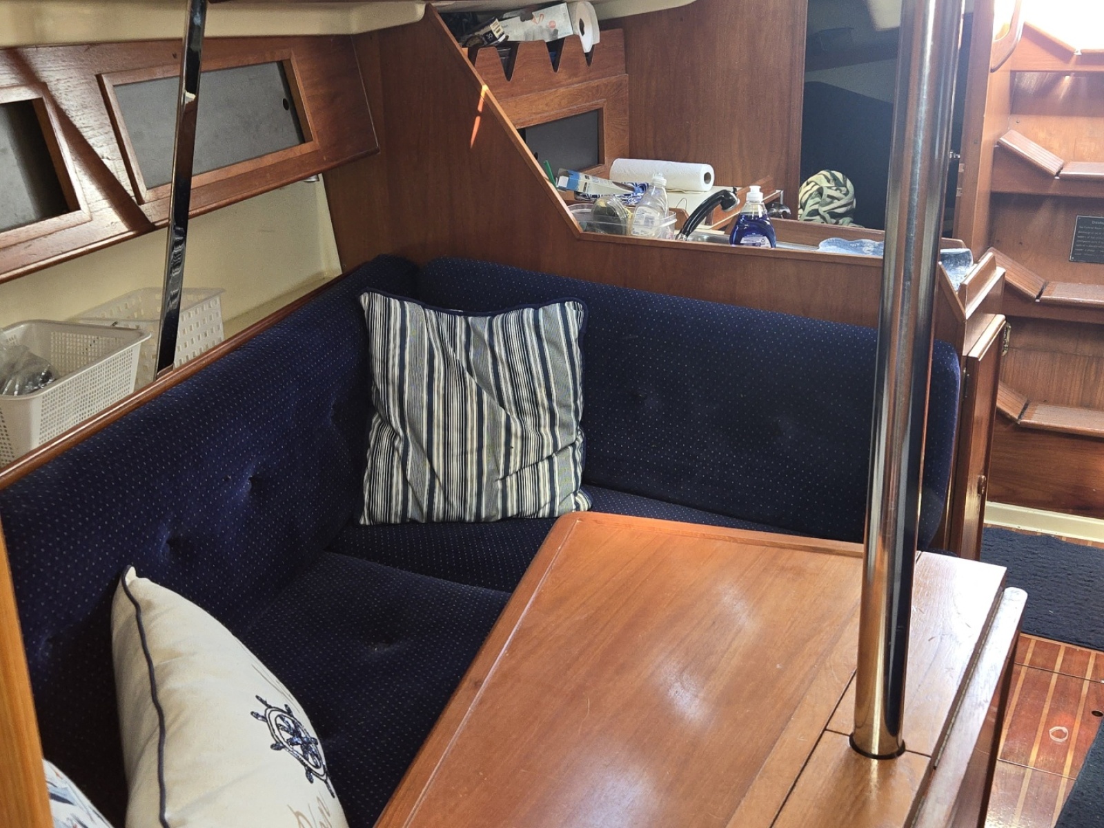 33' 1986 Pearson 33-2