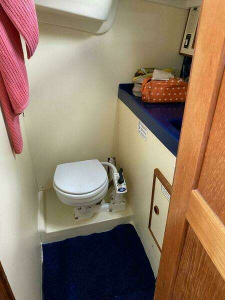 33ft Pearson Yacht For Sale