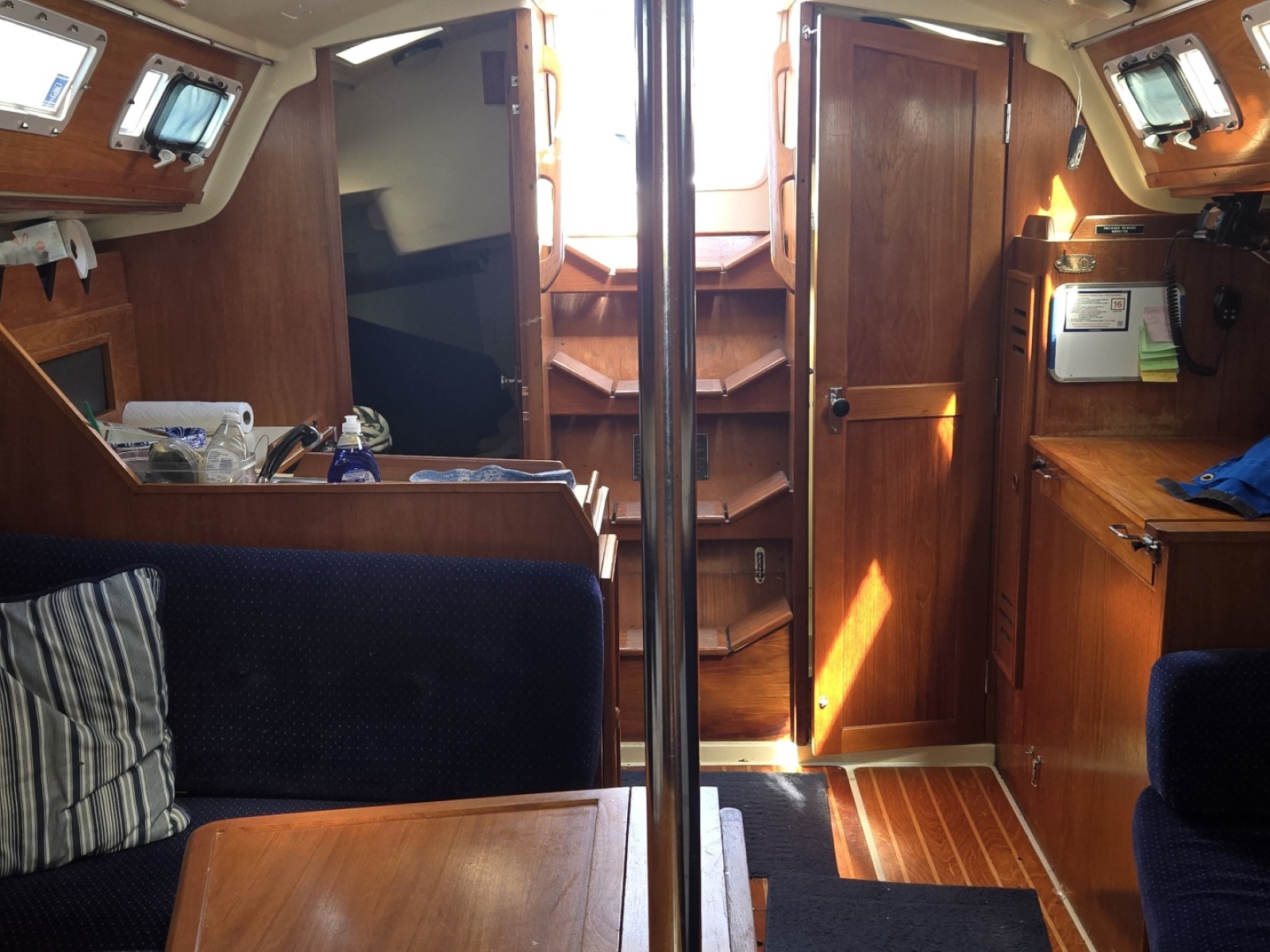 33' 1986 Pearson 33-2