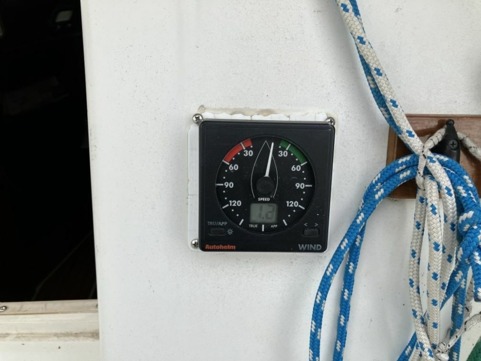 33ft Pearson Yacht For Sale