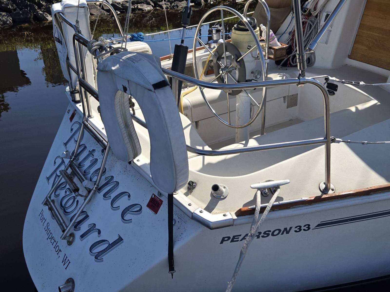 33' 1986 Pearson 33-2