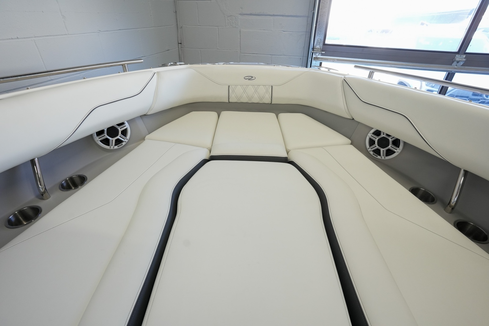 24ft Regal Yacht For Sale