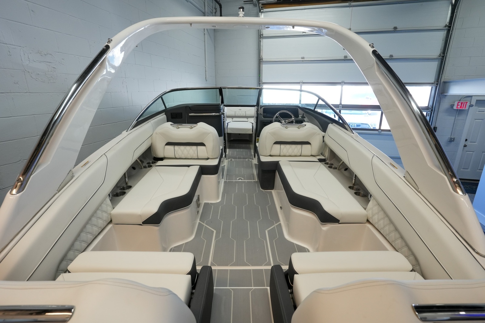 24ft Regal Yacht For Sale