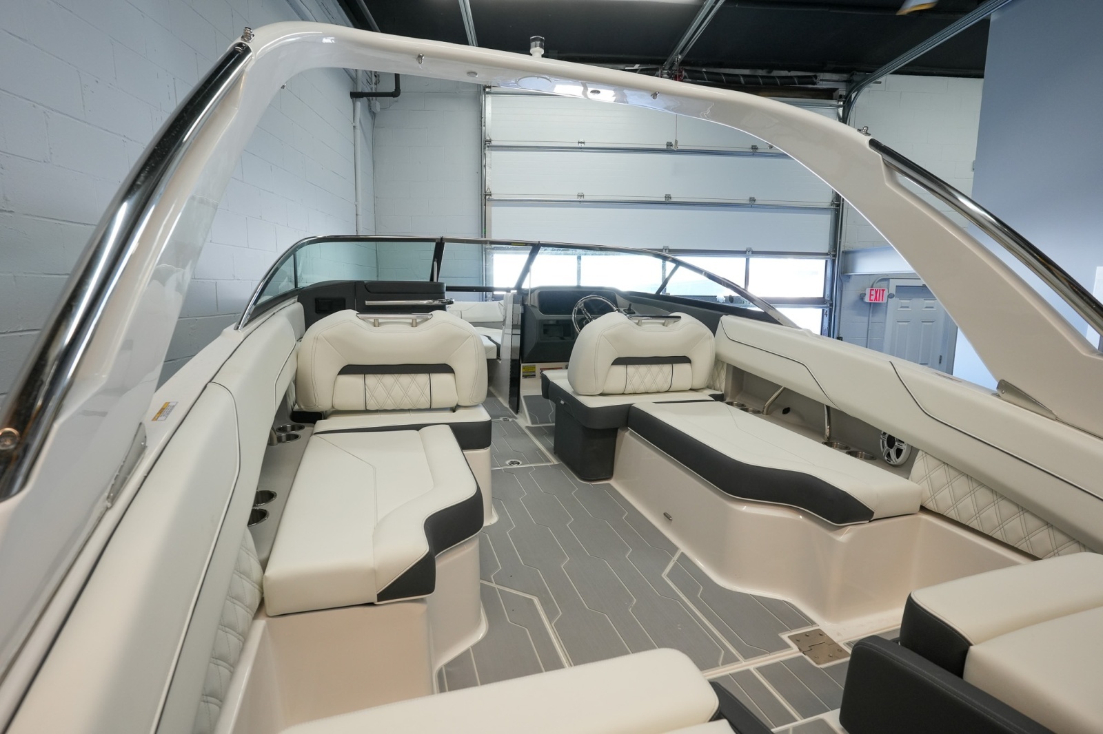 24ft Regal Yacht For Sale