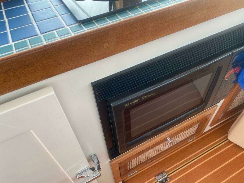 Sawdust 43ft Mast  amp  Mallet Yacht For Sale