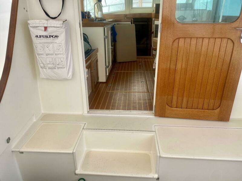 Sawdust 43ft Mast  amp  Mallet Yacht For Sale