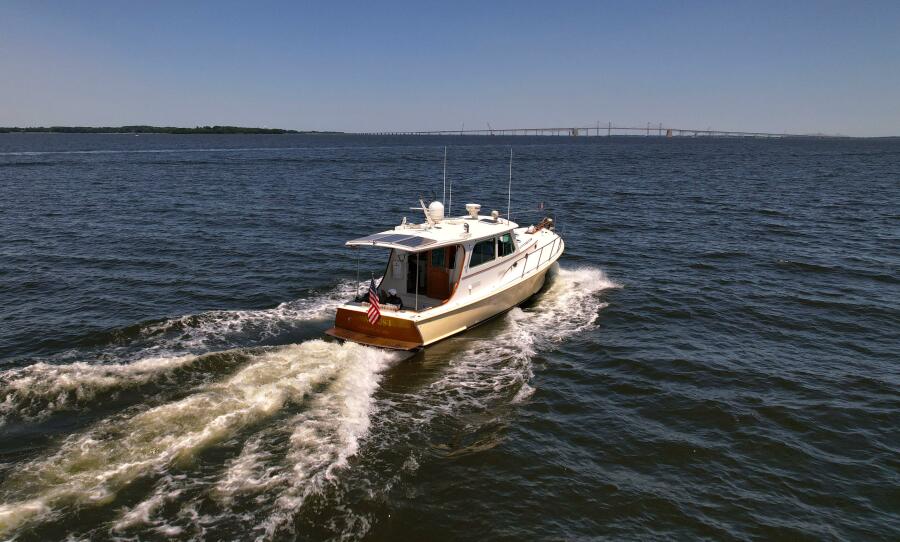 43' 2000 Mast & Mallet 