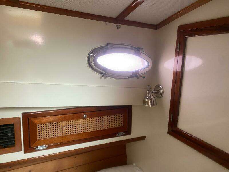 Sawdust 43ft Mast  amp  Mallet Yacht For Sale