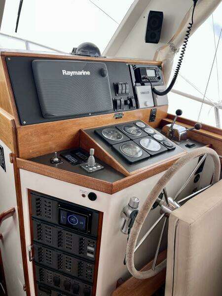 Sawdust 43ft Mast  amp  Mallet Yacht For Sale