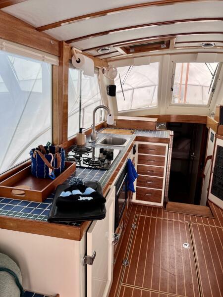 43' 2000 Mast & Mallet 