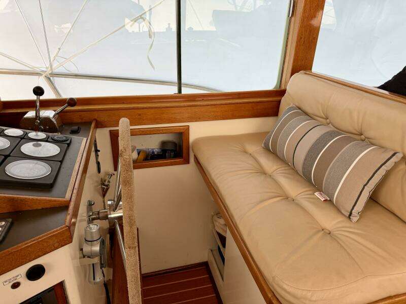 Sawdust 43ft Mast  amp  Mallet Yacht For Sale