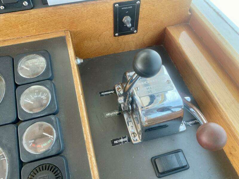 Sawdust 43ft Mast  amp  Mallet Yacht For Sale