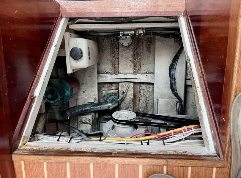 43' 2000 Mast & Mallet 