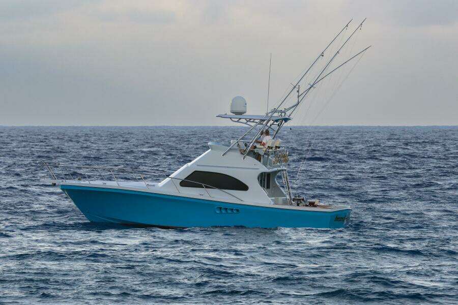 Beast Mode 40ft Black Watch Yacht For Sale