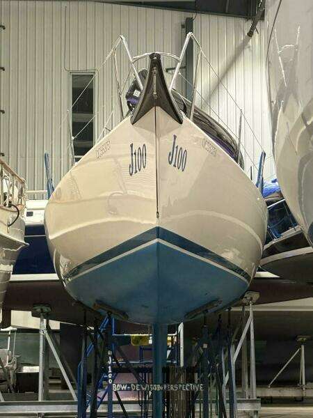33ft J Boats Yacht For Sale