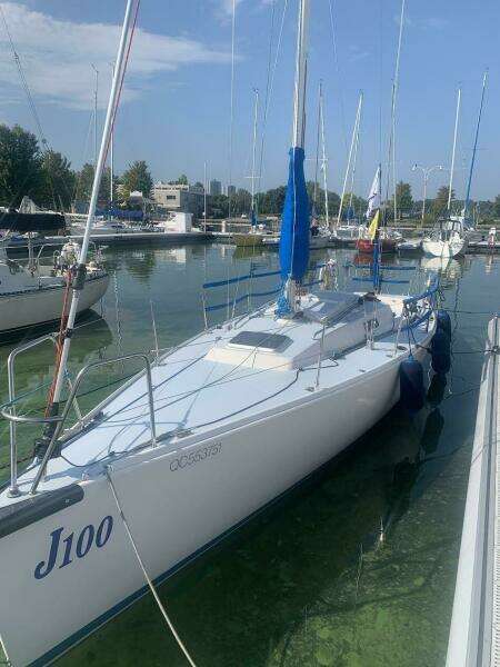 33ft J Boats Yacht For Sale