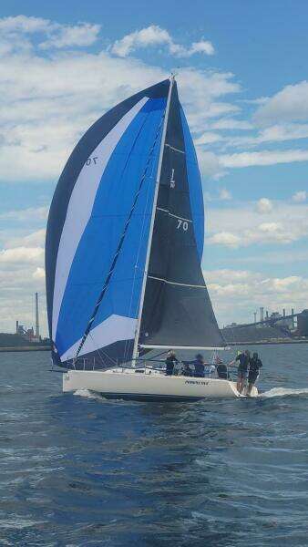 33ft J Boats Yacht For Sale