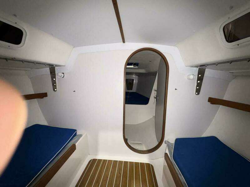 33ft J Boats Yacht For Sale