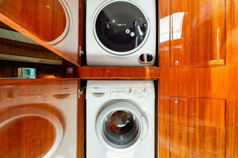 GYPSY SPIRIT 55ft Hampton Yacht For Sale