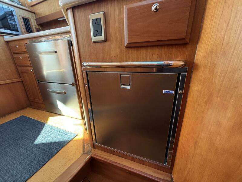 STARGAZE 40ft Sabre Yacht For Sale