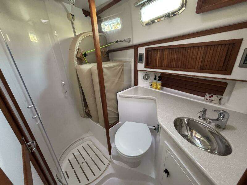 STARGAZE 40ft Sabre Yacht For Sale