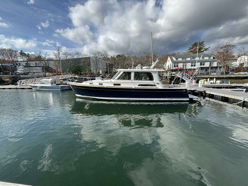 STARGAZE 40ft Sabre Yacht For Sale