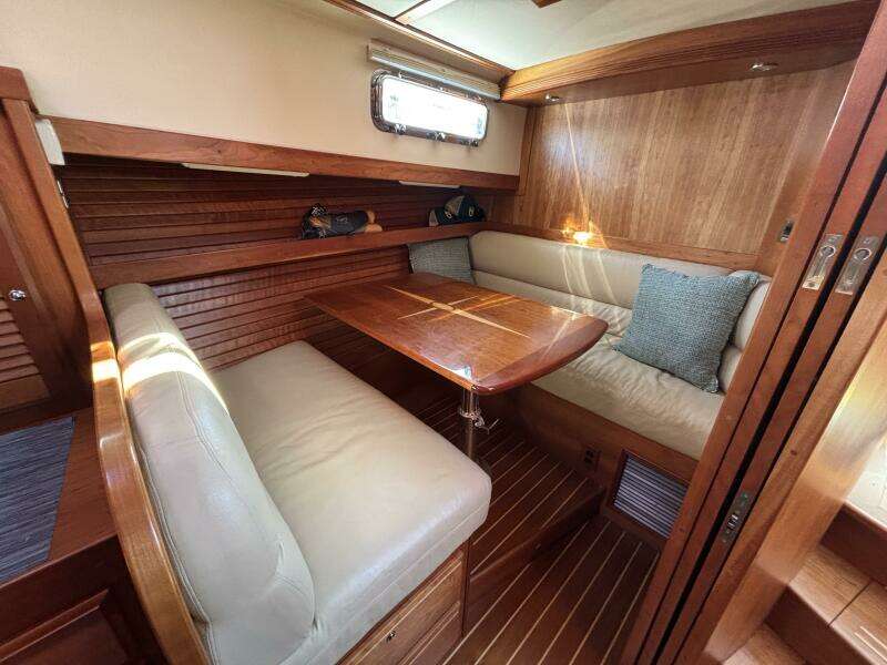 STARGAZE 40ft Sabre Yacht For Sale