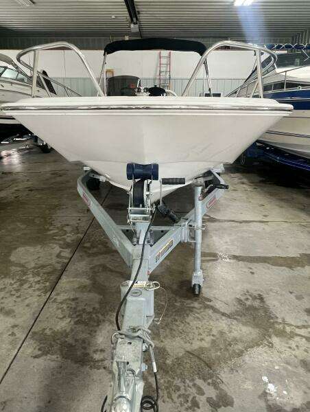 16ft Boston Whaler Yacht For Sale
