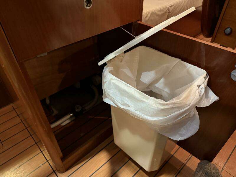 36ft Beneteau Yacht For Sale