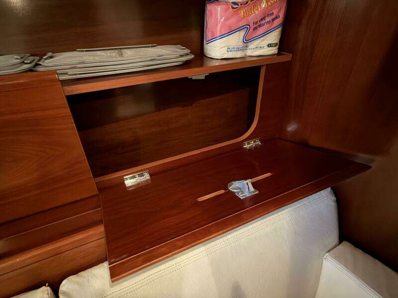 36ft Beneteau Yacht For Sale